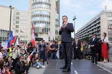 Warszawa. Protest przeciwko "segregacji sanitarnej". "To będzie długa batalia"