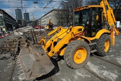 Warszawa: Rozpoczął się remont torowiska, będą korki