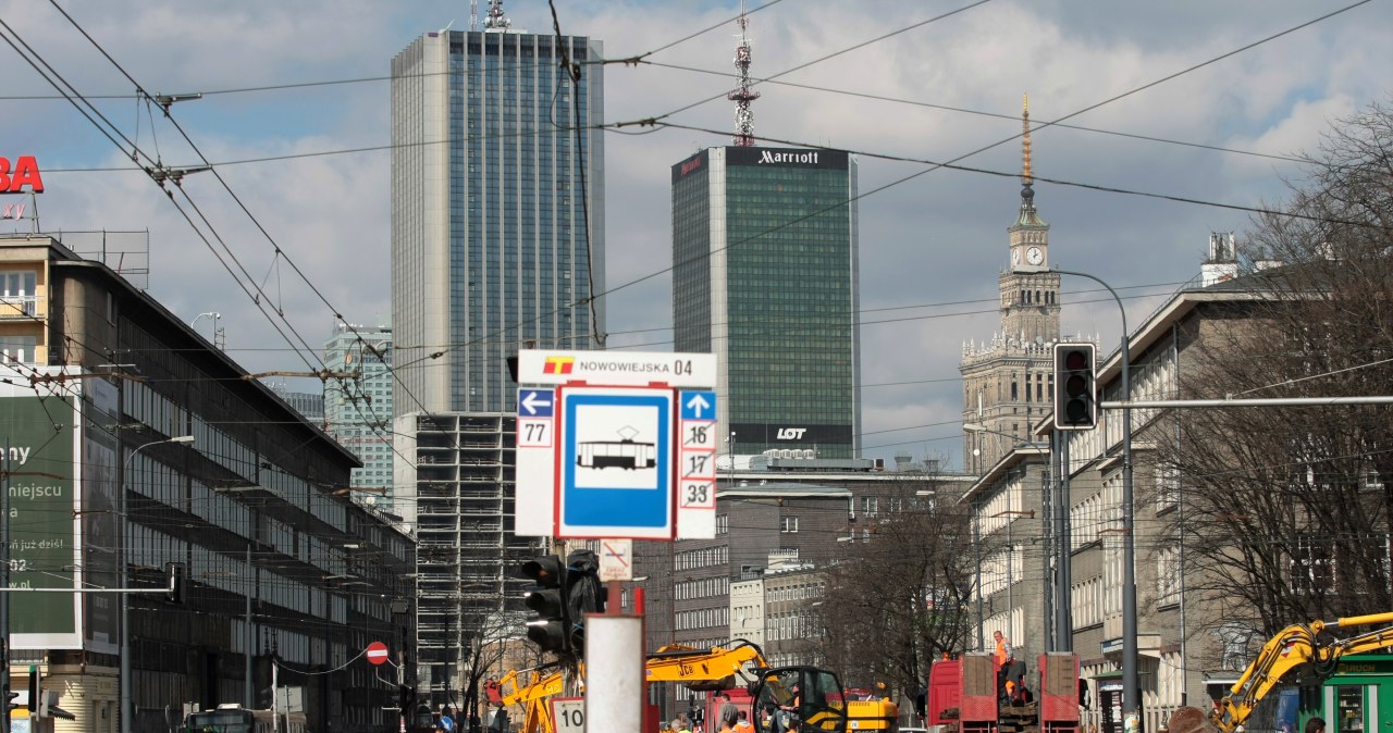 Warszawa: Rozpoczął się remont torowiska, będą korki