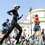 Warszawa: Spore utrudnienia w ruchu z powodu Maratonu Warszawskiego 