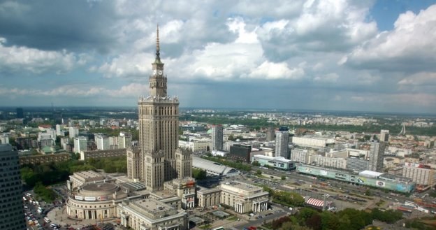 Warszawa to jedno z miast, którego stosunek długu do dochodów wynosił ponad 50 proc./fot. R.Meszka /Agencja SE/East News