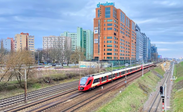 Warszawa: Utrudnienia w ruchu kolejowym