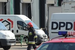 Warszawa: W firmie kurierskiej znaleziono paczkę z bronią