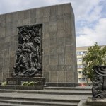 Warszawa: W rocznicę wybuchu powstania w getcie zawyją syreny