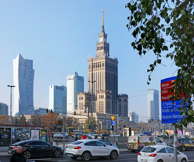 Warszawa zwęzi jedną z najważniejszych ulic w mieście