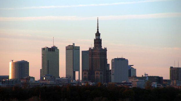 Stolica na celuloidowej taśmie Warszawa / /Discovery Historia