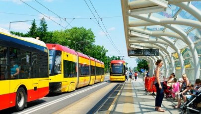Warszawiacy dalej mogą zawieszać bilet komunikacji miejskiej