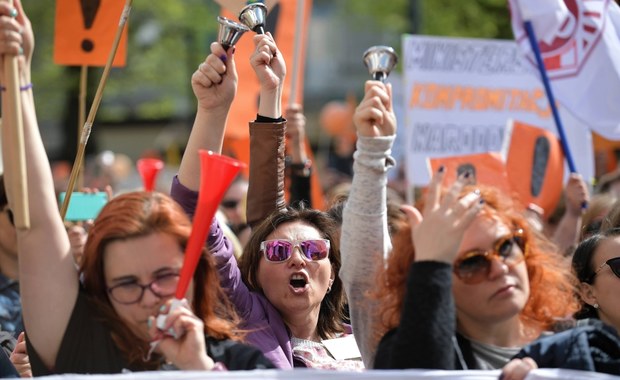 Warszawscy nauczyciele dostaną dodatek motywacyjny. „To nie jest nagroda za strajk”