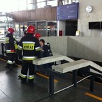 Warszawski Dworzec Centralny bez prądu, strażacy ewakuują pasażerów