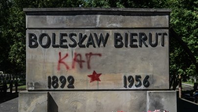 Warszawski sąd odrzuca argumenty ministra Zbigniewa Ziobro. Chodzi o dewastację grobu Bieruta