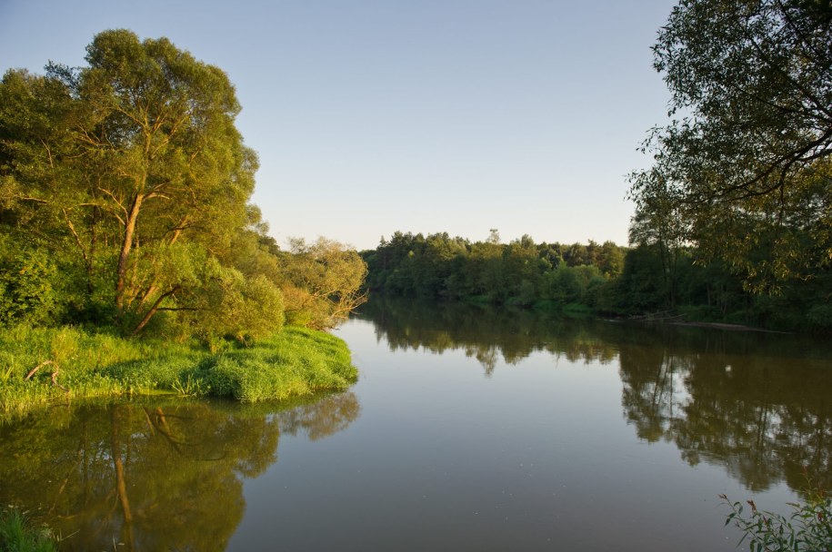 Susza hydrologiczna w Łódzkiem: Są alerty m.in. dla Warty [MAPY]