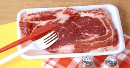 Warto jeść mniej czerwonego mięsa