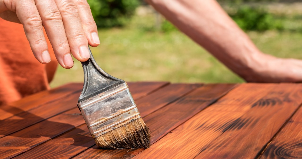 Warto odnowić swoje meble ogrodowe, aby dać im drugie życie