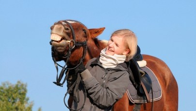 Warto śmiać się z... samego siebie