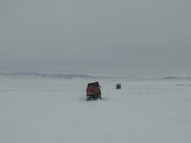 Warunki do jazdy na zimniku do Koriacji (Północna Kamczatka) były niezwykle ciężkie /Michał Milczarek /materiał zewnętrzny