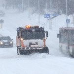 Warunki drogowe w Polsce. Zima zaatakowała, tysiące pługów na drogach