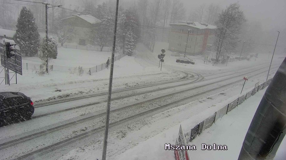 Warunki na drodze na wysokości Skomielnej Białej /GDDKiA