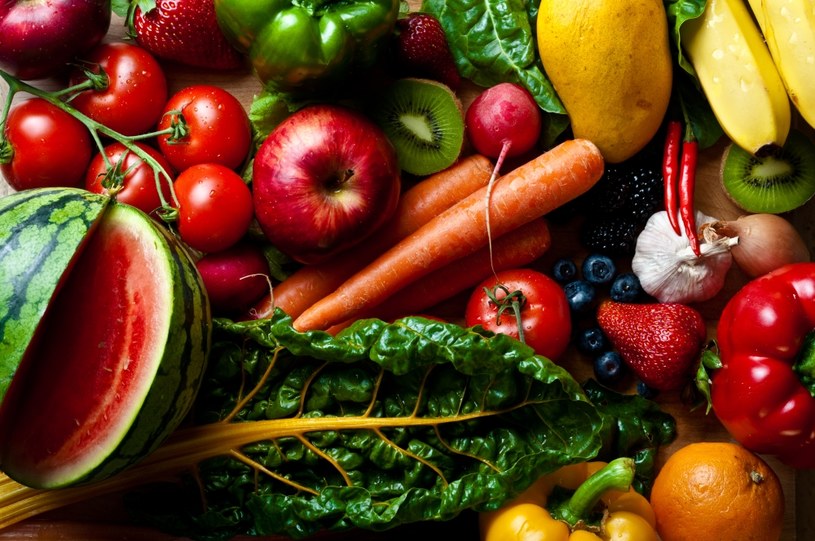 Warzywa i owoce stanowią nieoceniony skarbiec witamin i niezbędnych dla organizmu substancji odżywczych /123RF/PICSEL