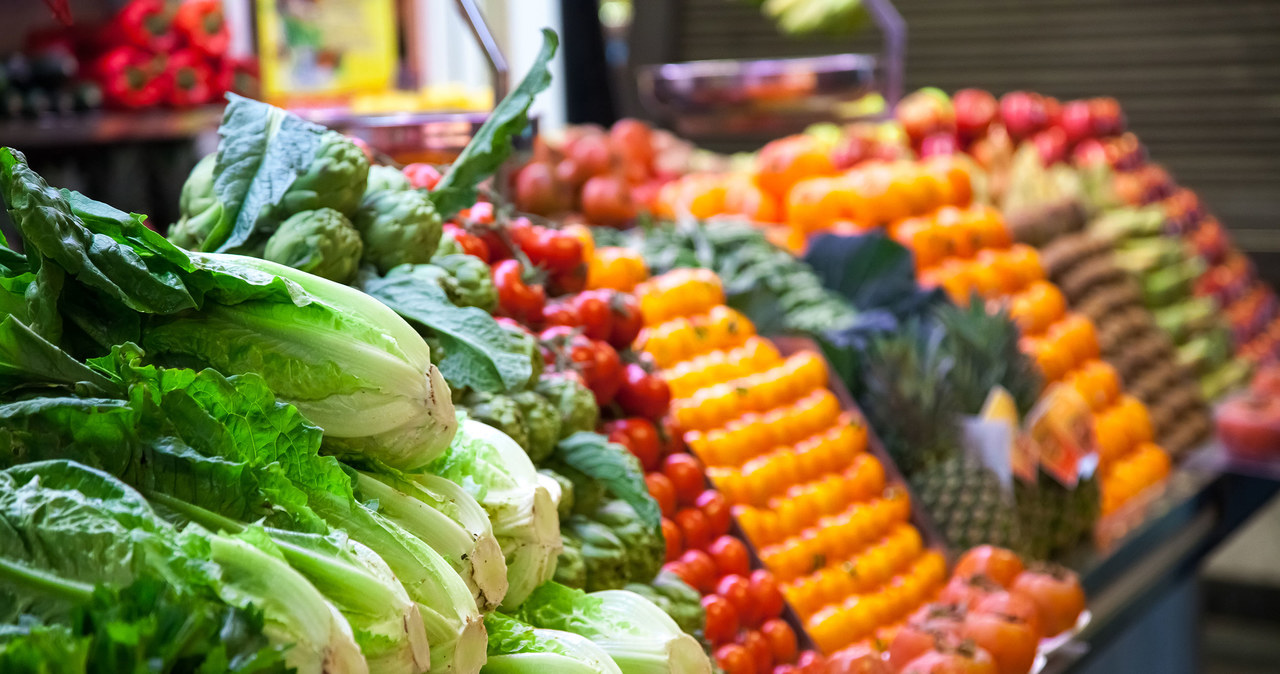 Warzywa i owoce to idealna podstawa tęczowej diety /123RF/PICSEL