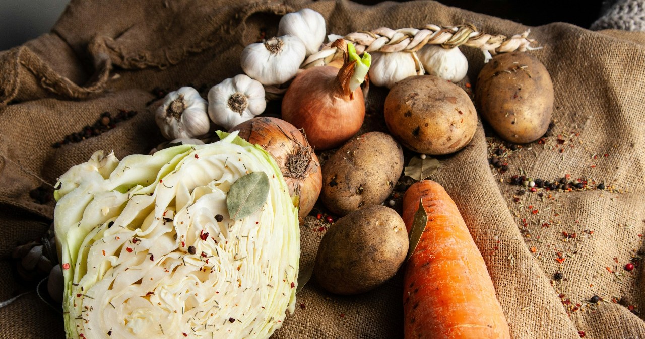 Warzywa kapustne i korzeniowe będą zimą najlepsze dla zdrowia cery /Boryslav Shoot