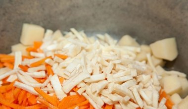 Warzywo, które doceniamy, ale tylko w rosole lub sałatce jarzynowej. Tymczasem dla serce i nerek to zabawienie 