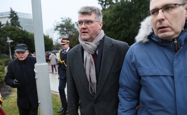 Wąsik przed Sejmem: Zaczęły się rządy autorytarne