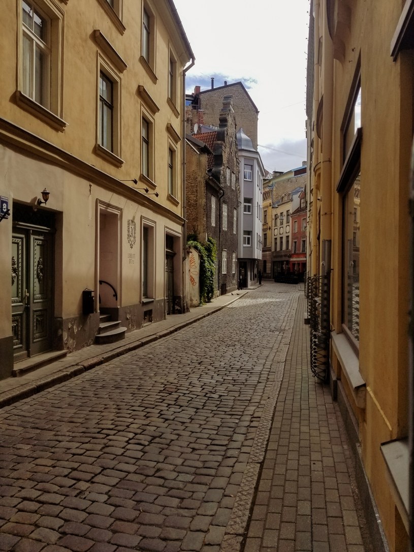 Wąskie uliczki, urokliwe kamienice, tworzą niepowtarzalny klimat, idealny romantyczny wyjazd /Karolina Iwaniuk  /archiwum prywatne