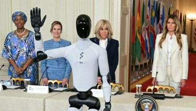 Waszyngton: Melania Trump weszła z robotem. Marta Nawrocka z apelem