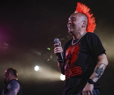 Wattie Buchan (The Exploited) przewrócił się na scenie i trafił do szpitala. Problemy legendy punk rocka