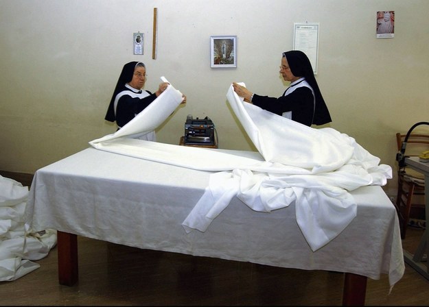 Watykan analizuje przypadki nadużyć seksualnych wobec zakonnic
