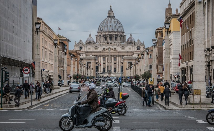Watykan cieszy się dużą liczbą turystów /Pixabay.com