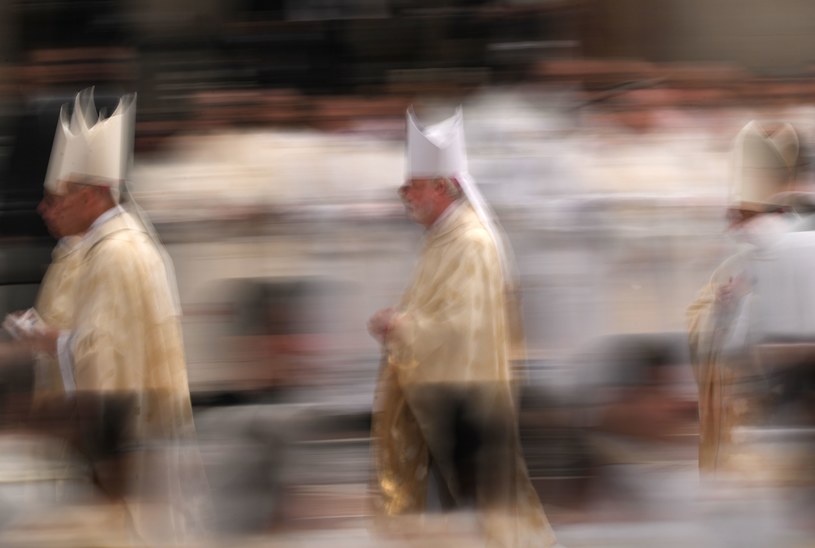 Watykan dystansuje się od słów papieża /AFP