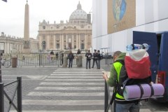 Watykan dzień przed beatyfikacją Jana Pawła II