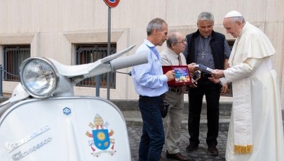 Watykan: Niecodzienny prezent dla papieża Franciszka