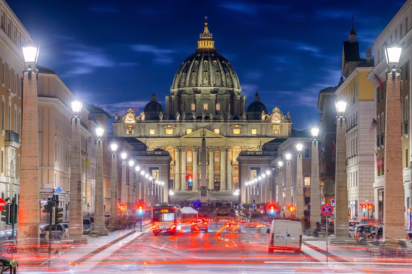 Watykan to miasto-państwo - najmniejsze na świecie. /123RF/PICSEL
