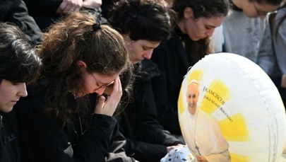 ​Watykan: Za papieżem Franciszkiem spokojna noc