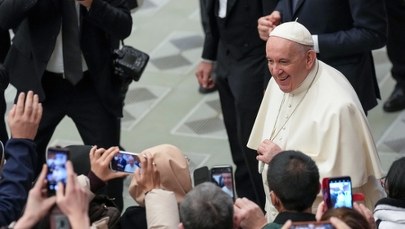 Watykan zaostrza przepisy. Niezaszczepieni bez wynagrodzenia