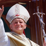 Watykański legat nazwał Jana Pawła II patronem polskiej wolności