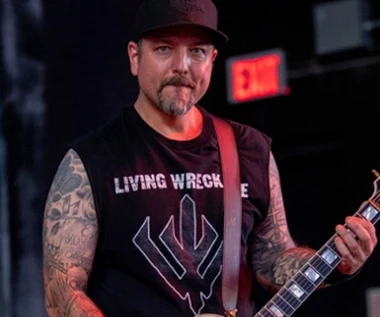 Wayne Lozinak opuszcza Hatebreed w trakcie trasy. Gitarzysta usłyszał druzgocącą diagnozę