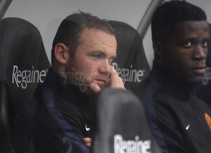 Wayne Rooney nie może pogodzić się z rolą rezerwowego /AFP