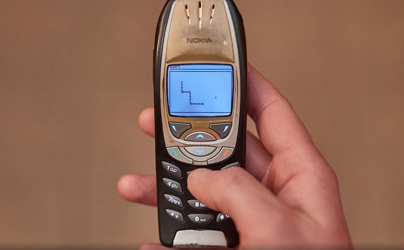 Wąż to gra kultowa, która pojawiła się w pierwszych telefonach komórkowych dostępnych na polskim rynku /INTERIA.PL/materiały prasowe
