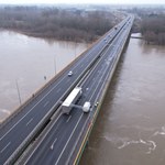 Ważna zmiana na drodze S7. Patrz na znaki na moście w Zakroczymiu