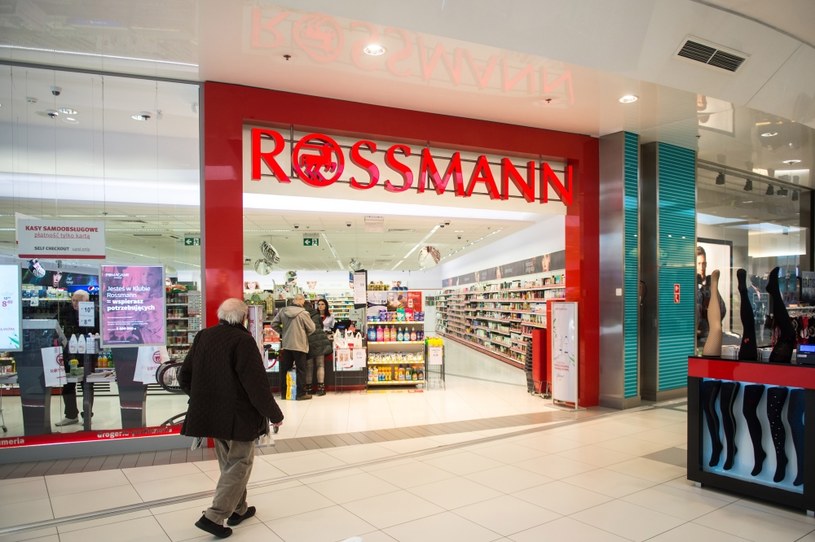 Ważne kroki sieci handlowej Rossmann są związane z pandemią koronawirusa /Agencja FORUM