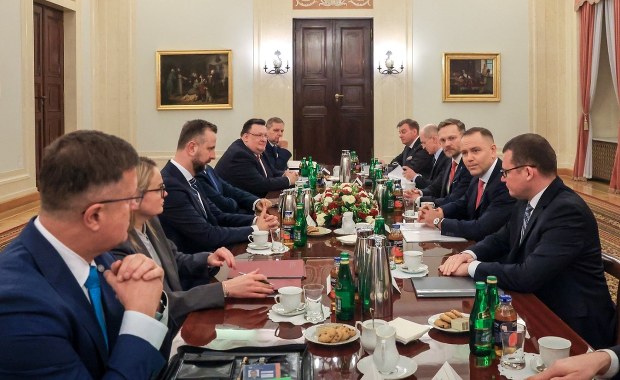 Ważne spotkanie u prezydenta. Siemoniak i szefowie służb wśród uczestników