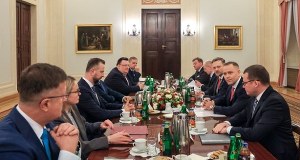 Ważne spotkanie u prezydenta. Siemoniak i szefowie służb wśród uczestników
