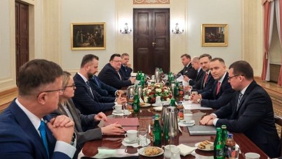 Ważne spotkanie u prezydenta. Siemoniak i szefowie służb wśród uczestników