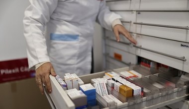 Ważne zmiany w realizacji recept. Farmaceuci: Sprowadzono nas do roli kalkulatora