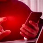 ​Ważny komunikat NASK. Taki SMS to oszustwo!