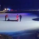 Wbiegł na kruchy lód, uciekając przed policją. NAGRANIE