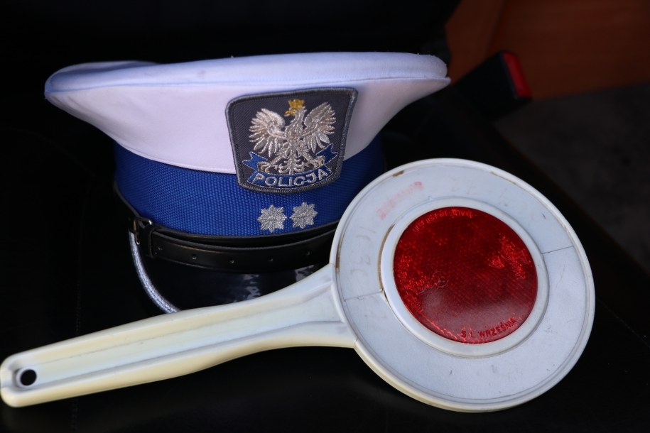 MSWiA nie zrealizuje swojego planu. Do końca roku nie uda się zlikwidować wakatów w policji